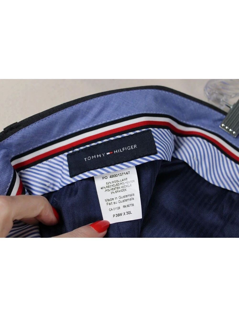 Tommy Hilfiger Men's Gray 2-Piece Suit – Size 36x30 – Excellent Condition